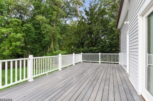 193 Tooker Ave, Springfield NJ  07081-1634 exterior