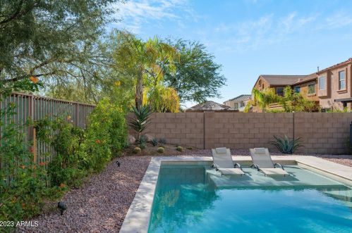 28305 44th Way, Cave Creek AZ  85331-3641 exterior
