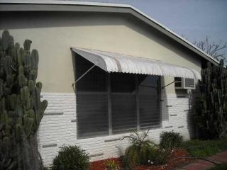 7615 Plantation Blvd, Hollywood, FL 33023-2527