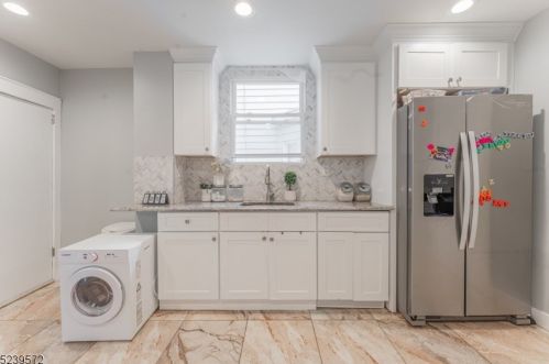 222 Maple Ave, East Orange NJ  07017-4504 exterior