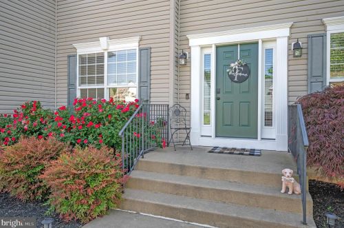 10325 Lees Crossing Ln, Fredericksburg VA  22408-0290 exterior