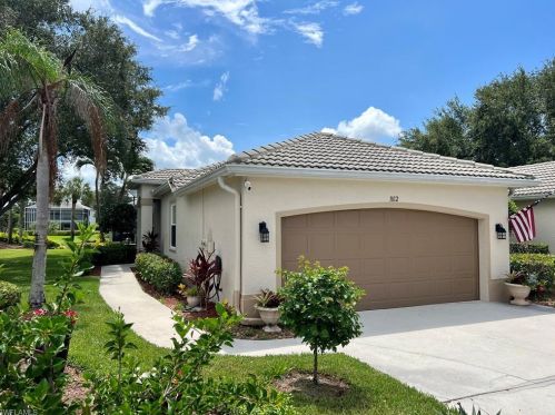 1812 Avian Ct, Naples, FL 34119-3300