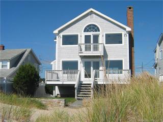 197 Old Mail Trl, Westbrook, CT 06498-1736