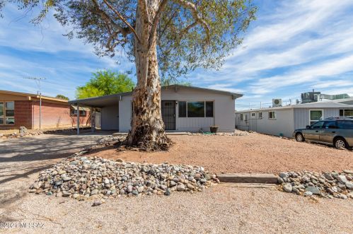 814 Waverly St, Tucson AZ  85719-3577 exterior