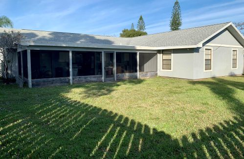 1875 Tulip Ln, West Palm Beach, FL 33414-8671
