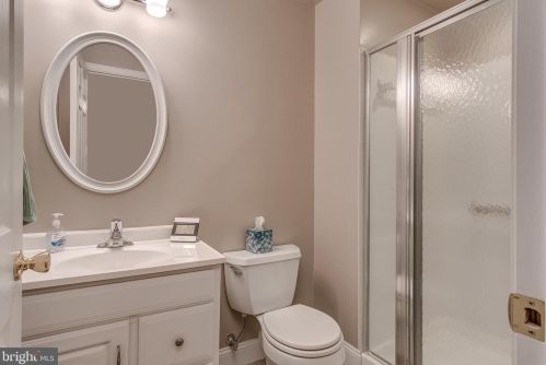 26 Colonel Miles Ct, Harpers Ferry WV  25425-3109 exterior
