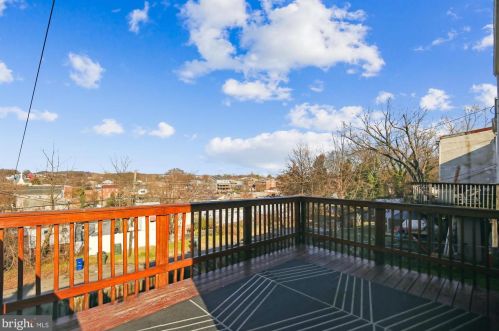 5060 Just St, Washington DC  20019-5558 exterior