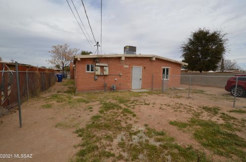 20 Susana St, Tucson, AZ 85756-7535