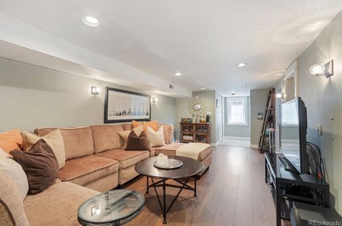 735 Bellaire St, Denver CO 80220-4936 exterior