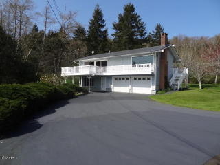 4269 D Ave, Neotsu, OR 97364-9735