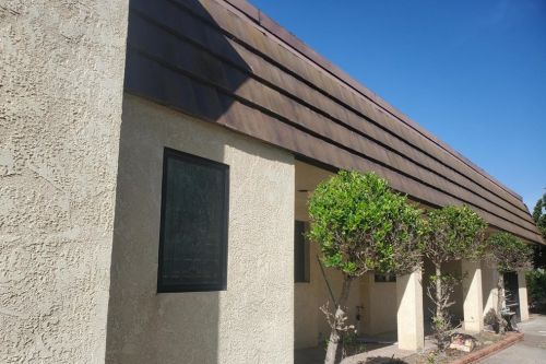 9816 Grandview Dr, La Mesa, CA 91941-5622