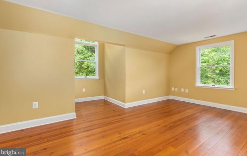 14260 Rehobeth Church Rd, Lovettsville VA  20180-3218 exterior