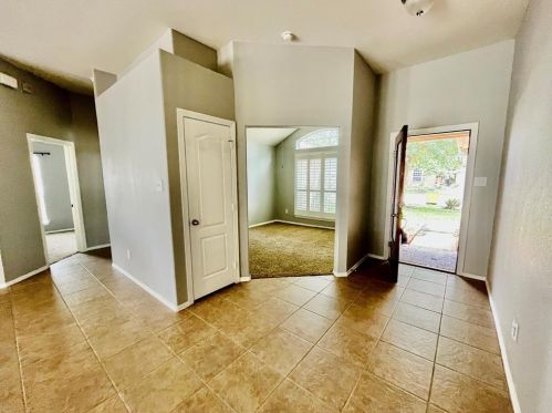 1916 Oak Top Dr, Pearland TX  77581-2535 exterior