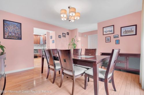 45 Enclosure Dr, Morganville NJ  07751-1807 exterior