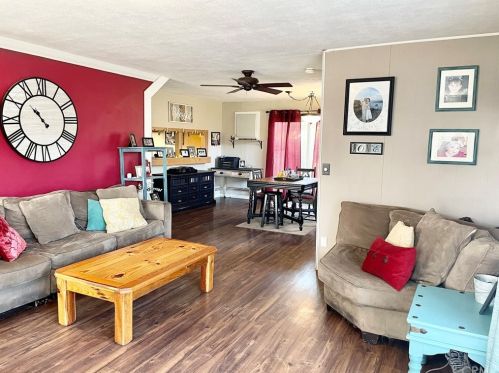 255 Crawford St, Lakeport, CA 95453-4530