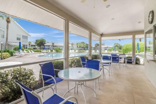 13131 Castle Harbour Dr, Naples FL  34110-8132 exterior