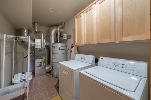 11550 Rhineland Ave, Truckee CA 96161-7070 exterior