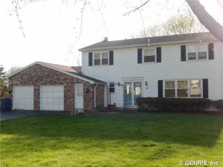 19 Dahlia Dr, Fairport NY  14450-9202 exterior