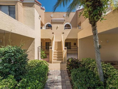 649 Beachwalk Cir, Naples FL  34108-8715 exterior