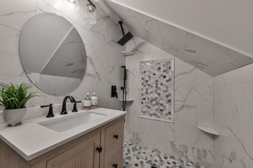 4235 92nd St, Milwaukee WI  53228-2133 exterior