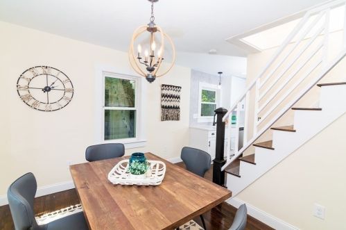 12 Maine Ave, Natick MA  01760-2219 exterior