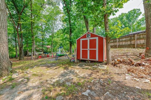 1315 Buckeye St, Connellsville PA  15425-4706 exterior