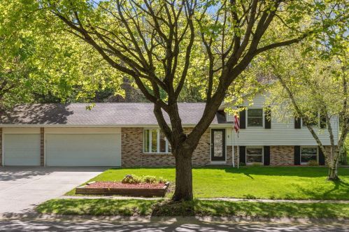 14136 Germane Ave, Saint Paul, MN 55124-8421