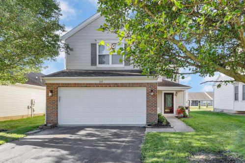 241 Scott Farms Blvd, Marysville, OH 43040-8370