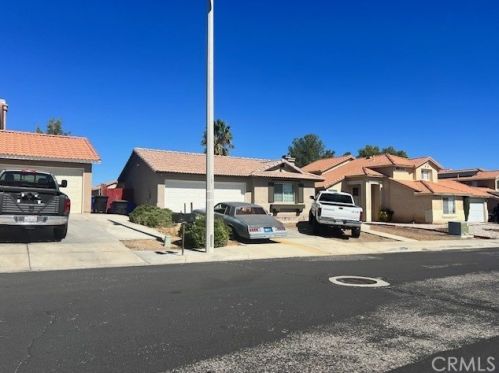 13784 Foxfire Rd, Victorville, CA 92392-6369