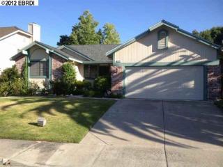 1004 Flintrock Dr, Antioch, CA 94509-6985
