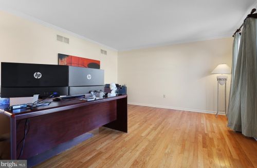 56 Sherwood Cir, West Enola PA  17025-1840 exterior