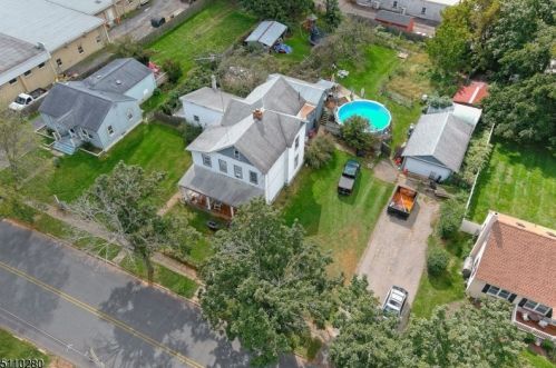 224 Franklin St, Hackettstown, NJ 07840-1804