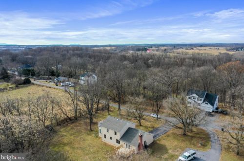 166 Hyde Park Ln, Charles Town WV  25414-4545 exterior