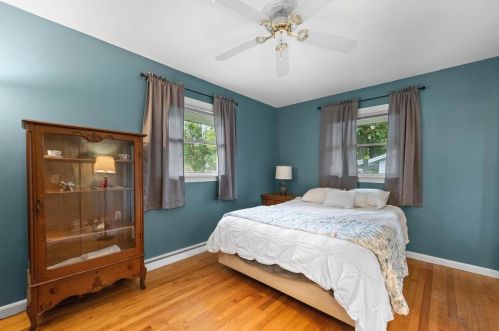 5129 Camden Rd, Madison WI 53716-2810 exterior