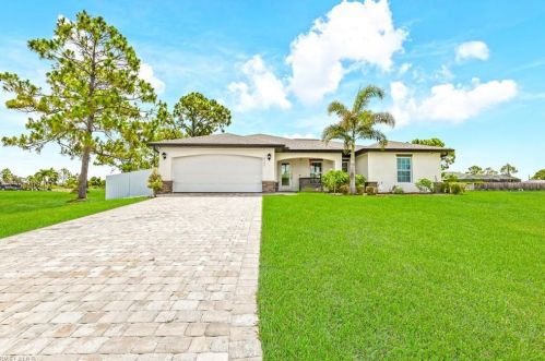 2545 20th Pl, Cape Coral, FL 33904-3370