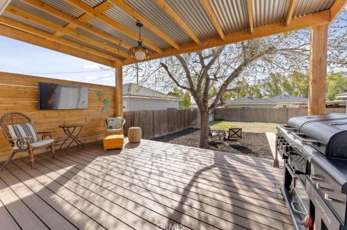 718 Princeton St, Ontario CA  91764-2408 exterior