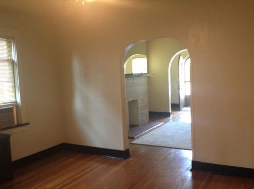 3857 Brighton Rd, Pittsburgh, PA 15212-1601