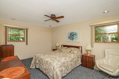 58 Liso Dr, Mount Sinai NY  11766-1917 exterior