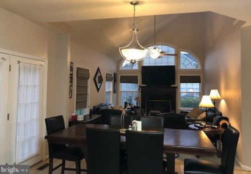 158 Appomattox Ln, Shepherdstown, WV 25443-3670