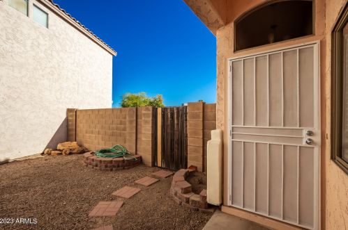 4947 Mindy Ln, Glendale, AZ 85308-1442
