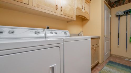9156 Maple Dr, Dyer IN  46373-9149 exterior