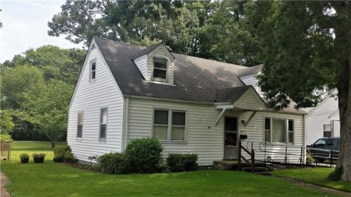 4872 Robin Hood Rd, Norfolk, VA 23513-2747