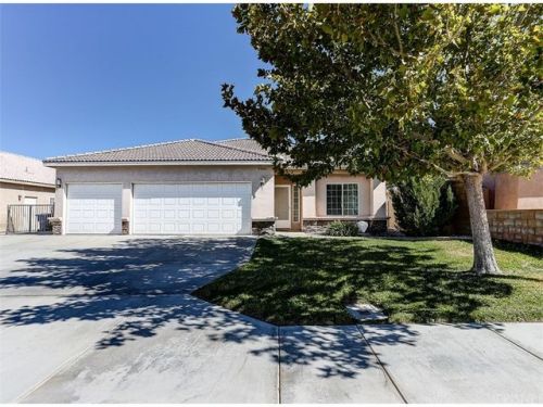 44106 Westridge Dr, Lancaster, CA 93536-6829