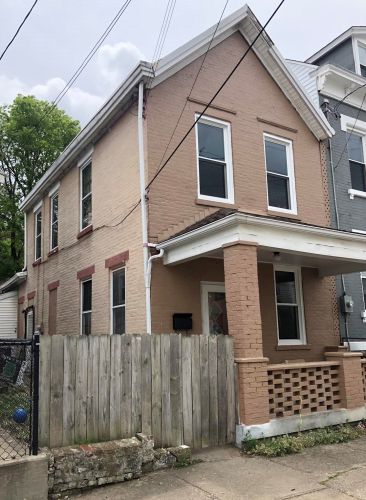 1028 5th Ave, Newport, KY 41074-1308