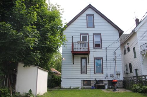 3716 Dorothy Pl, Milwaukee, WI 53215-1402