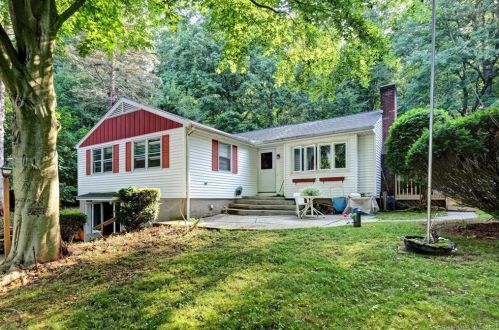 963 Flanders Rd, Southington, CT 06489-1306