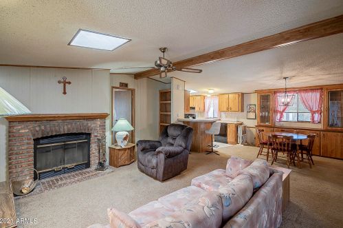9341 Navajo Pl, Chandler, AZ 85248-7022