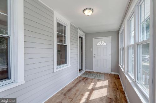 437 Maple Ave, Camden NJ  08106-2054 exterior