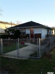 64 Cedar Dr, Bayshore, NY 11706-2816