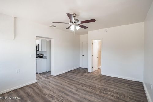 228 29 St, Tucson AZ 85713-2947 exterior